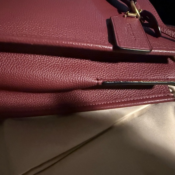 Coach Tyler Carry All - Picture 10 of 12